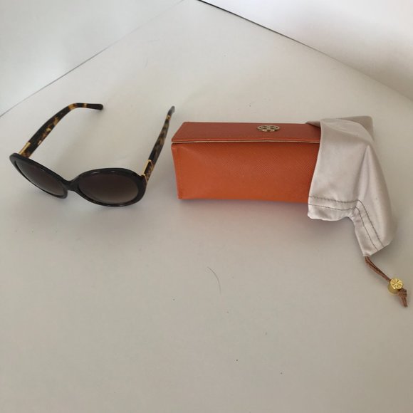 Tory Burch Sunglasses with Case - Picture 3 of 10